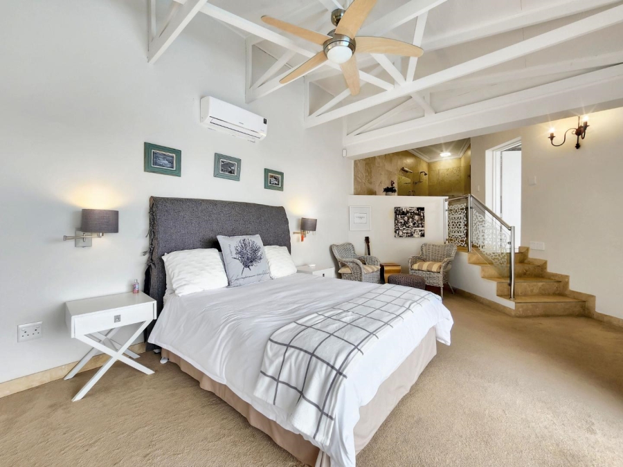 4 Bedroom Property for Sale in Bloubergstrand Western Cape